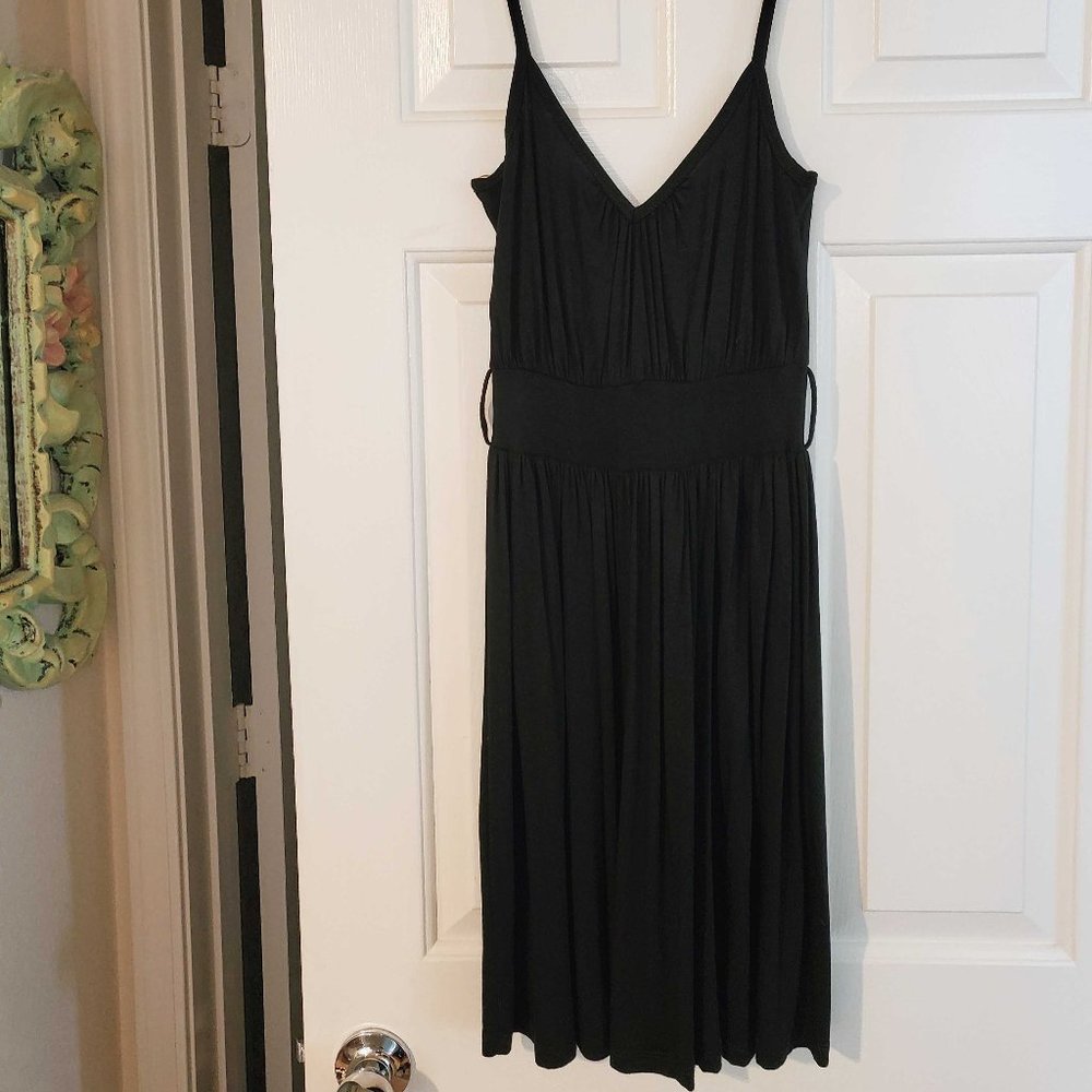 Forever 21 - black waisted dress